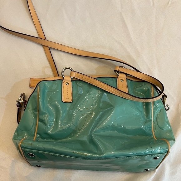 COACH 100% Authentic Y2K Tiffany Colored Patent Logo, Crossbody Bag, 15” x 9”. - Picture 4 of 10